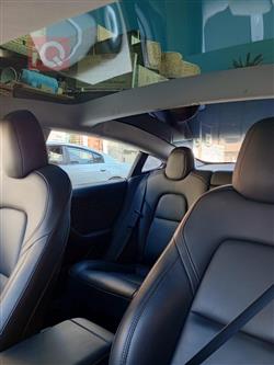 تسلا موديل 3